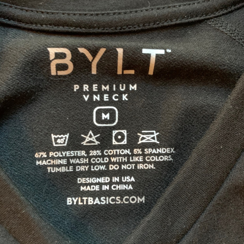 Bylt Basics Premium V-Neck, M, 2 colors